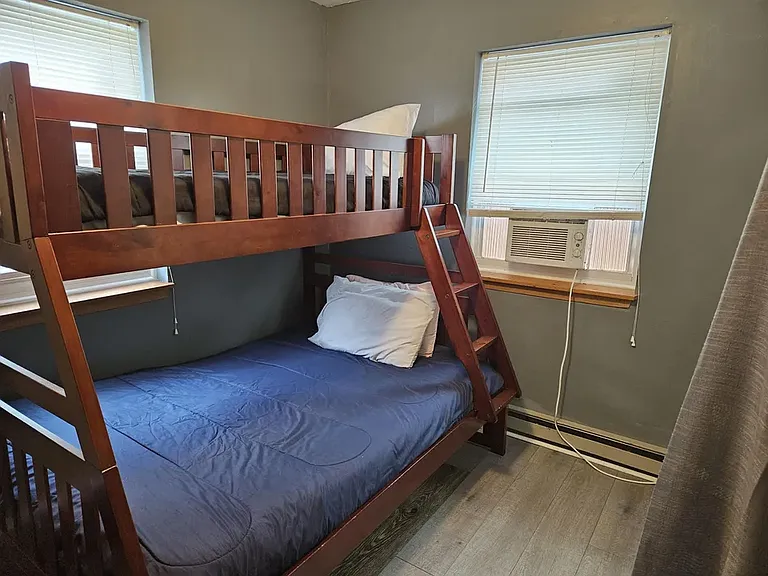 5170 Iroquois St — Photo 3