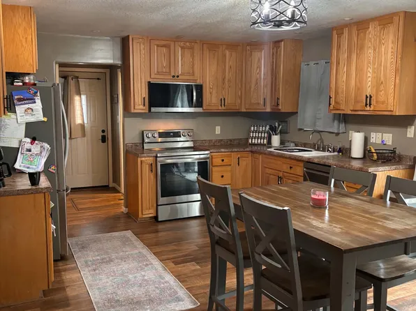 3971 10th Rd, Bark River, MI 49807