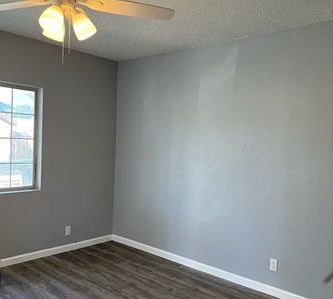 5th image of 25325 Court St