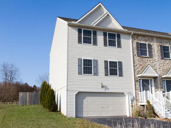 3900 Sheppard Dr, Dover, PA 17315