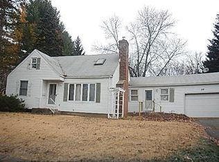 52 Summit St, South Hadley, MA 01075