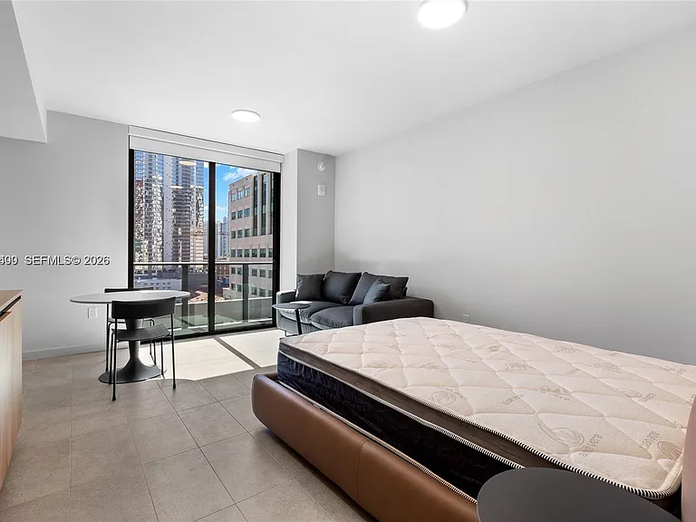 121 NE 5th St #1109 — Photo 7