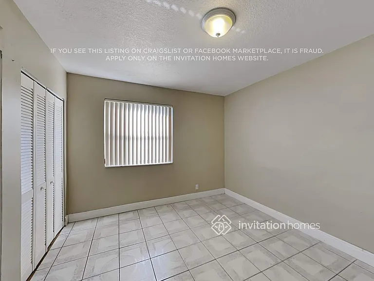 6435 SW 32nd St — Photo 11