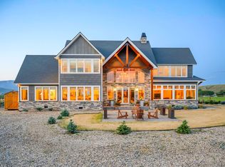 6 Whitney Dr, Cody, WY 82414