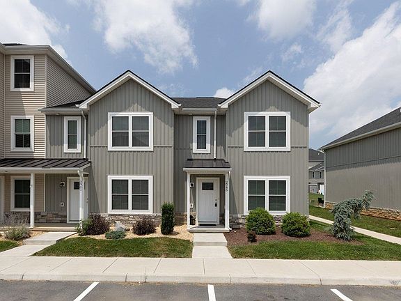 2nd image of 2945 Locust Grove Ct