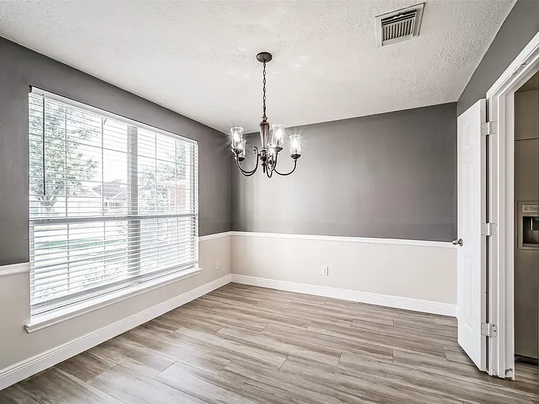 4822 Mosaic Canyon Ct — Photo 13