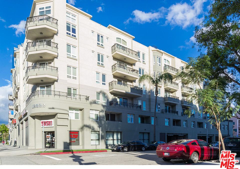 2nd image of 12222 Wilshire Blvd APT 307