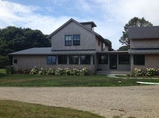 72 Riverview Ave, Middletown, RI 02842