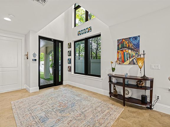 4th image of 1625 NE 1st Street #*