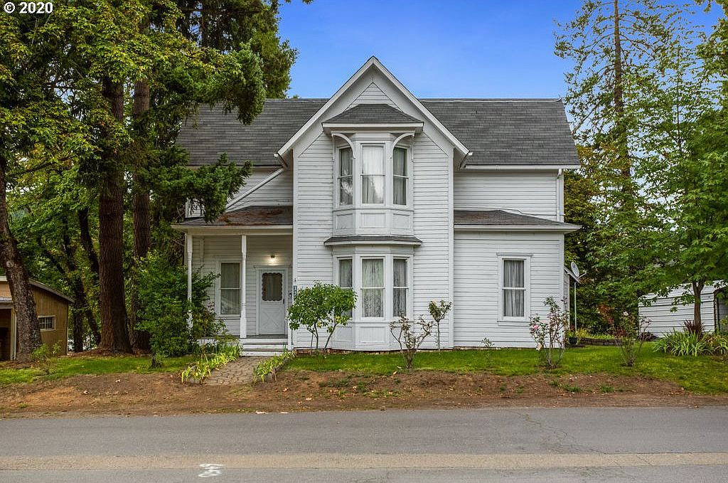 325 S Pine St, Canyonville, OR 97417 Zillow