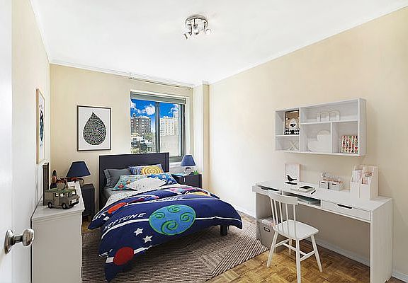 4th image of 100 W 89th St APT 7E