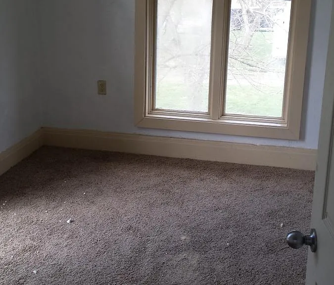 635 N Walnut St — Photo 6