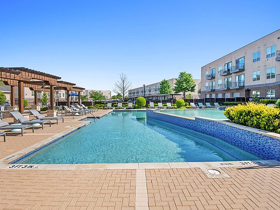 4th image of 2525 Empire Dr #4311