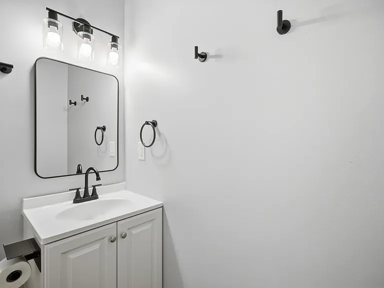Ensuite Bathroom #2