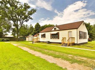 125 N Elm St, Lennox, SD 57039