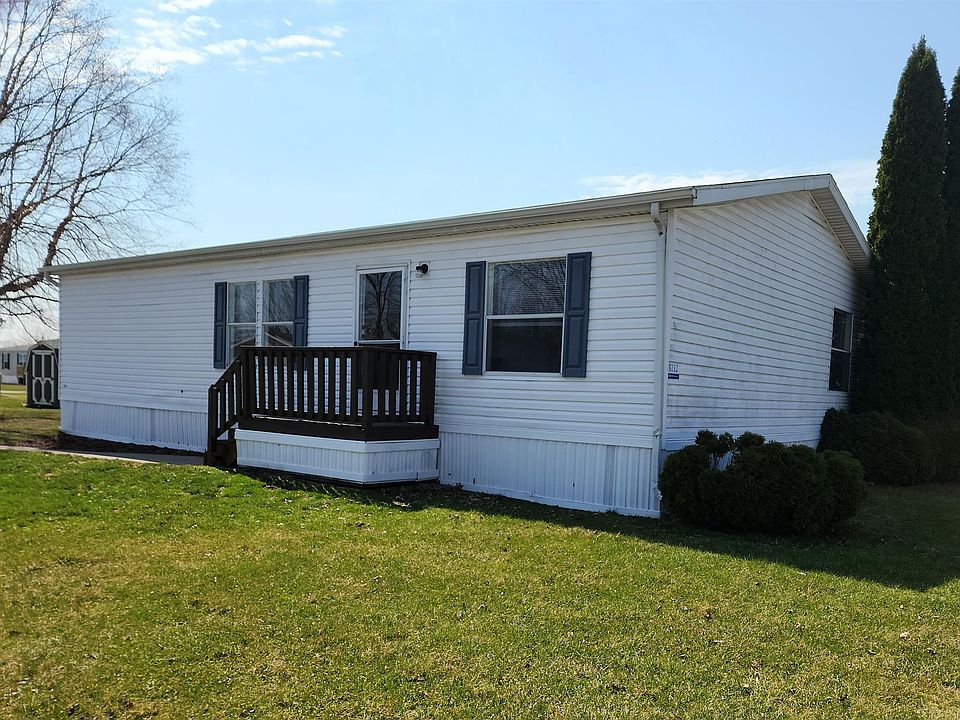 Exterior Image-0-Fleetwood 131 Birchwood Farms