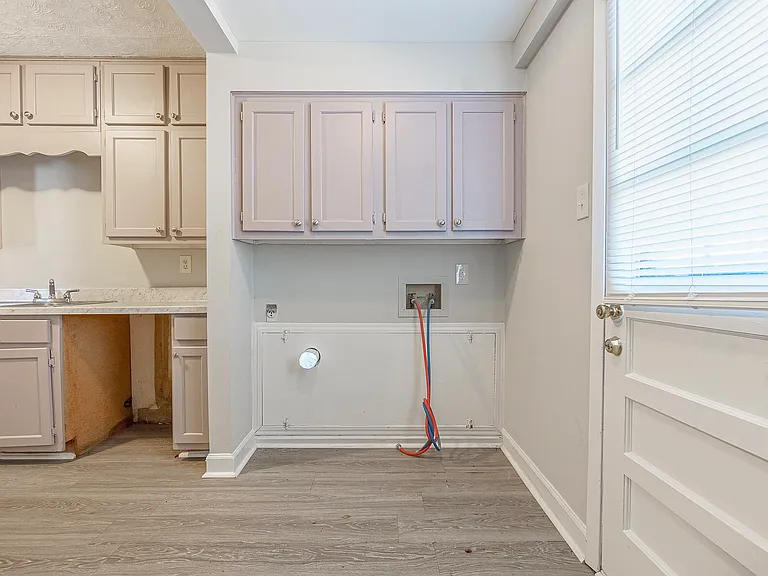 4518 Quince Rd — Photo 5