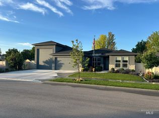 1127 E Territory St, Meridian, ID 83646