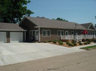 301 N Jefferson St, Robinson, IL 62454