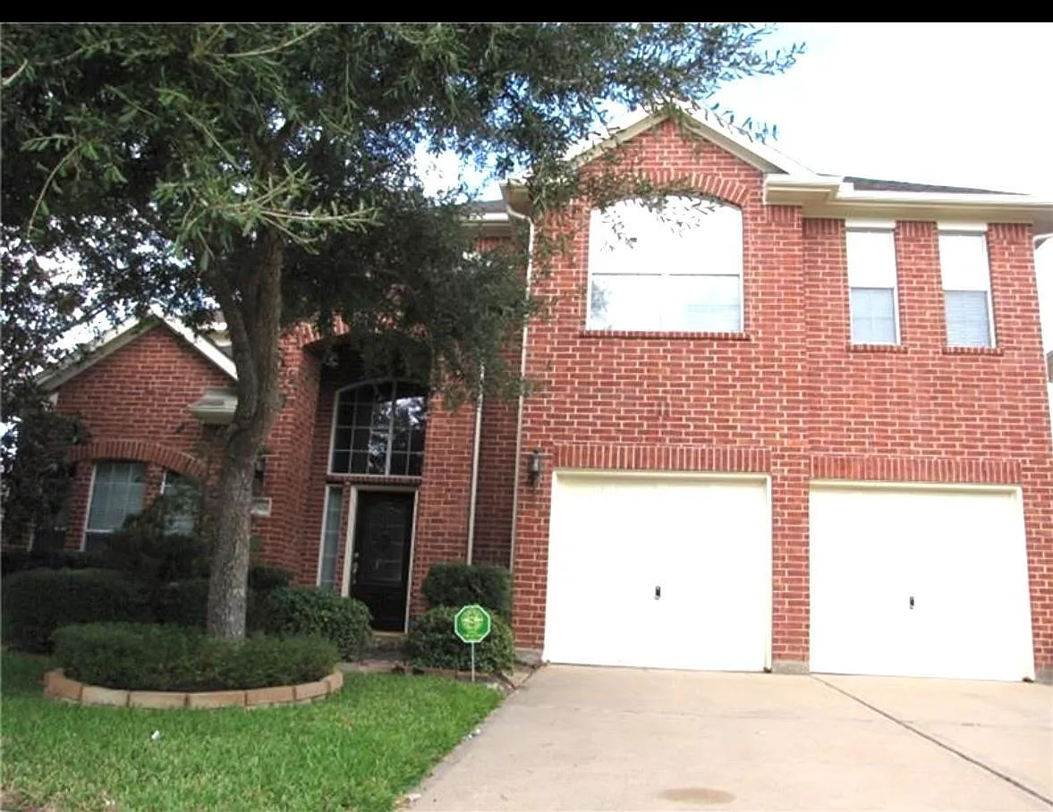 4 bed, 3.5 bath, 3006 sqft, $2,600 — Photo 3