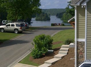192 Lakeside Dr, Waleska, GA