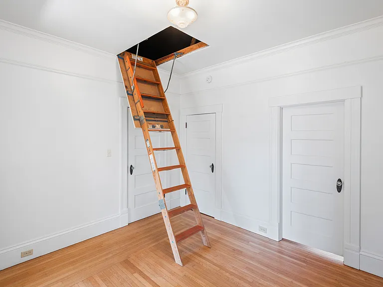 145 Myrtle St — Photo 17