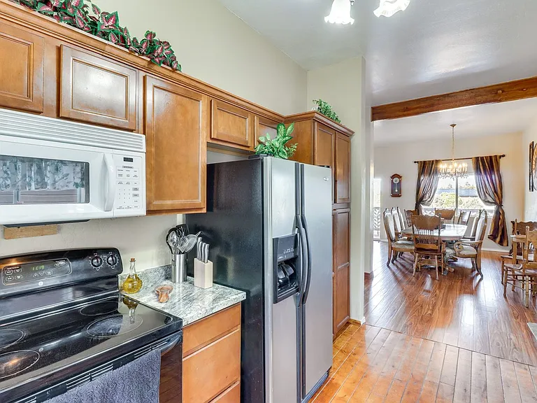 2753 Zane Grey Blvd — Photo 3