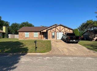 1509 Brookhaven St, Cleburne, TX 76033