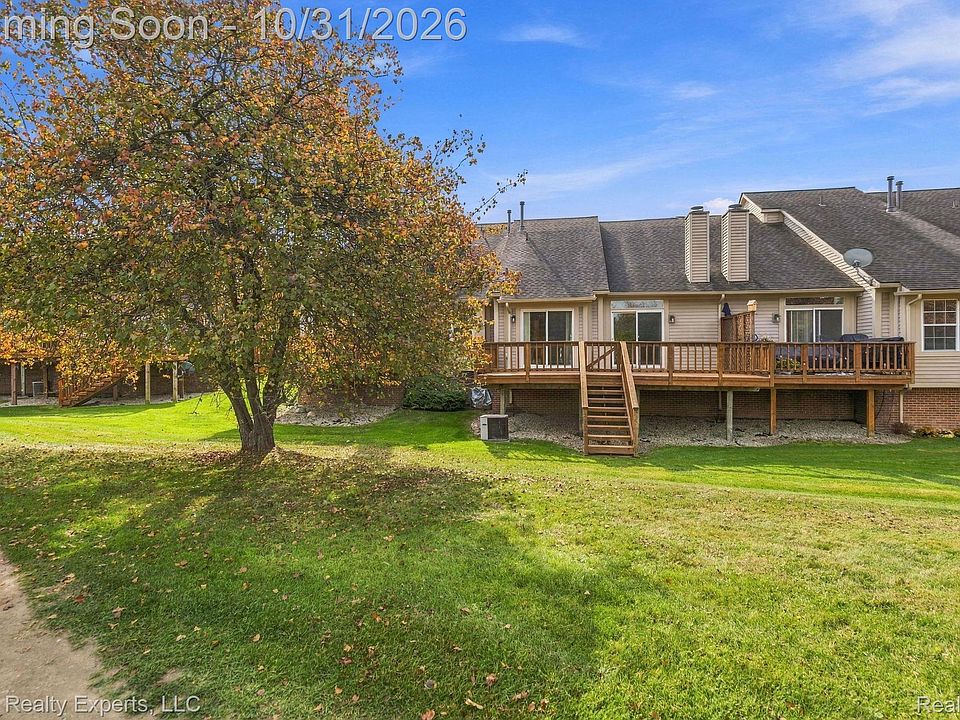 41772 Independence Dr, photo 25