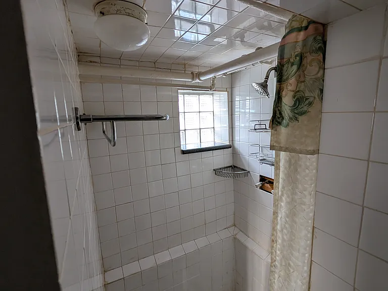 5510 W Barry Ave #GC — Photo 6