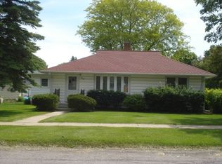 412 Washington Ave, Baraboo, WI 53913