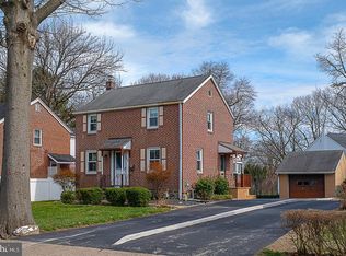 1504 Wynnewood Rd, Ardmore, PA 19003