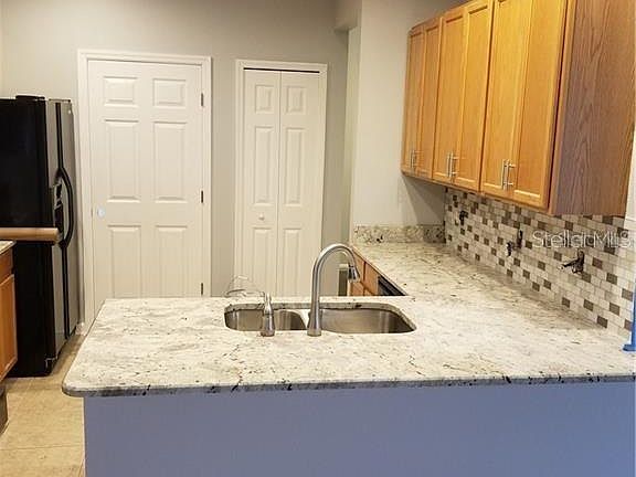 5th image of 608 Fern Lake Dr