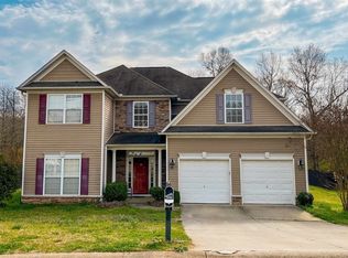 749 Shadow Dance Ln, Boiling Springs, SC 29316