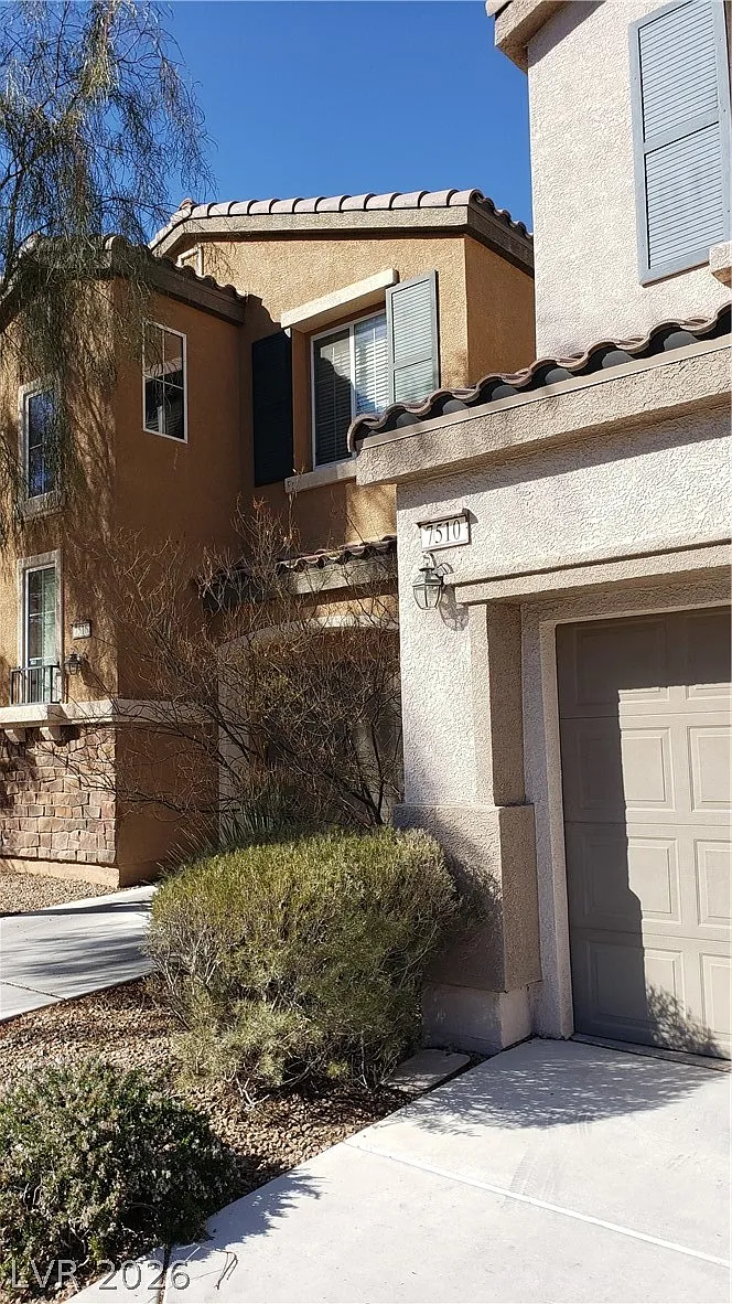 Building Photo - 7510 Perla Del Mar Ave