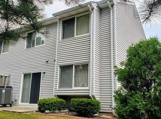 705 Lake Ave UNIT 14, Bristol, CT 06010