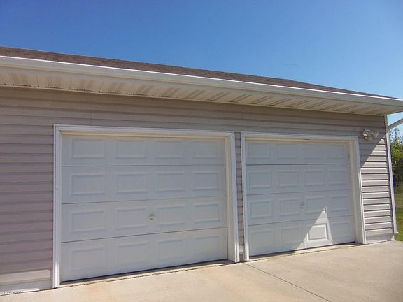 2nd image of 17957 Thoren Dr NW