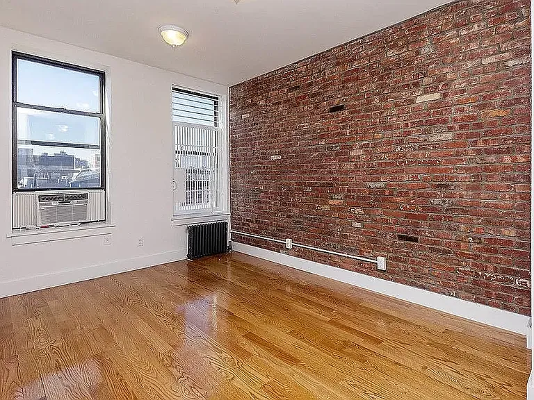 506 E 13th St #8 — Photo 1