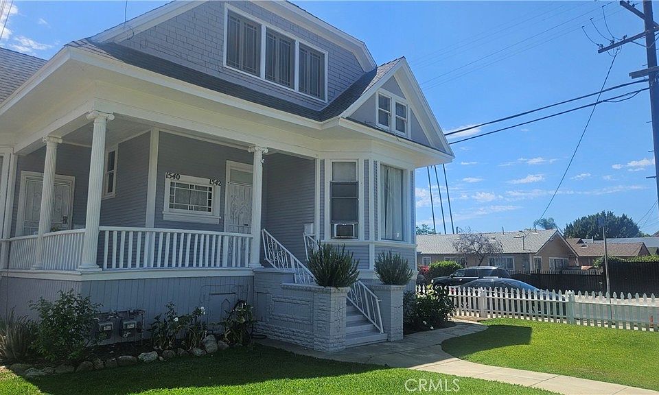 1st image of 1540 W 28th St