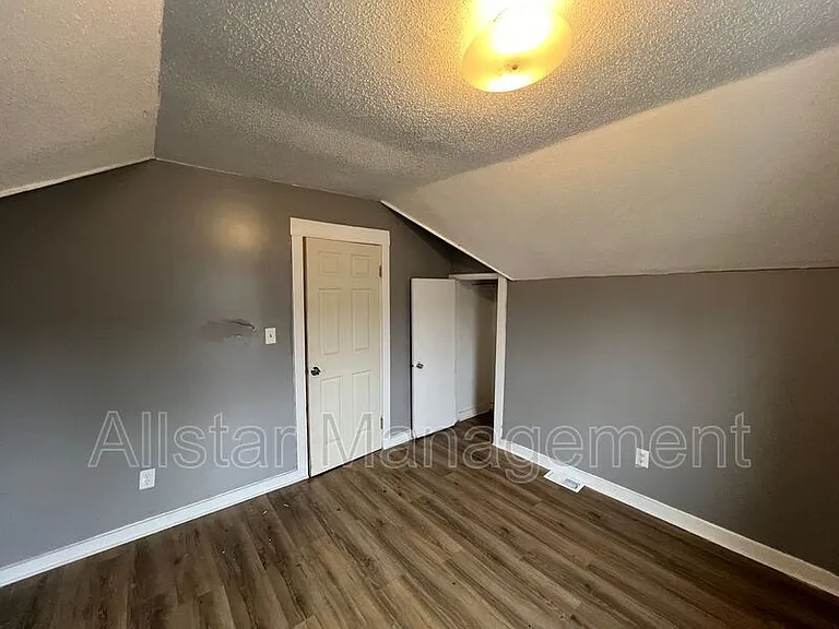 10006 Lamontier Ave #10008 — Photo 17