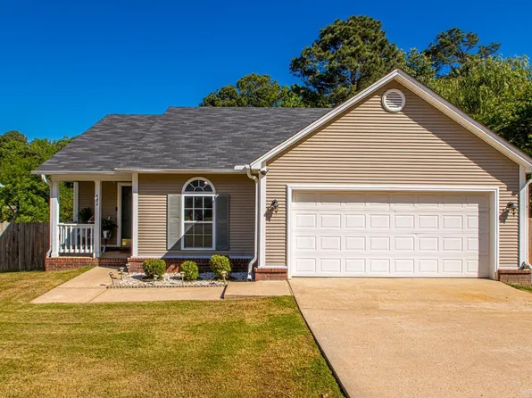 422 Sharron Oaks Ct, Benton, AR 72019