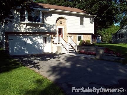 1st image of 2 Ames Pl