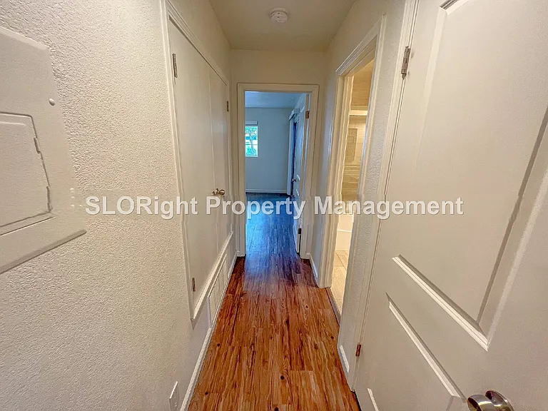 1025 Southwood Dr #C — Photo 11