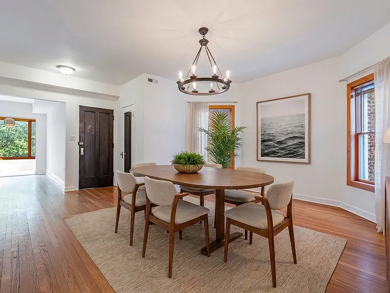 1335 W Norwood St #1 — Photo 5