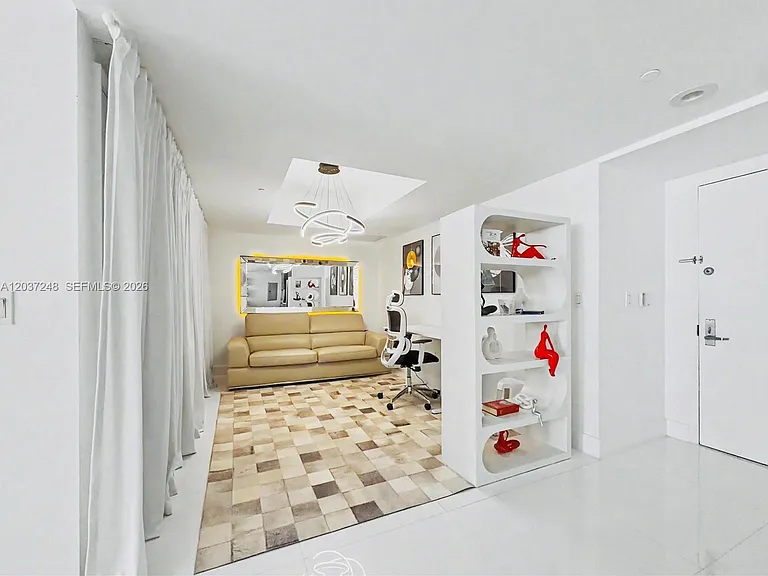 465 Brickell Ave #1605 — Photo 3