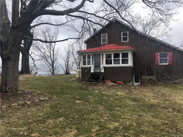 2900 Syler Rd, Varysburg, NY 14167