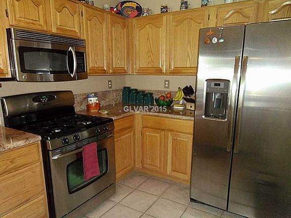 5th image of 8053 Pottery Creek Dr