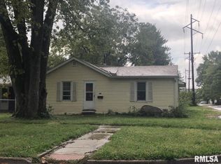 1057 N Ohio St, Springfield, IL 62702