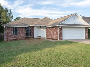 5609 Chapen Dr, Fort Smith, AR 72916