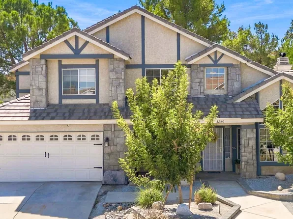 3250 Willowbrook Ave, Palmdale, CA 93551